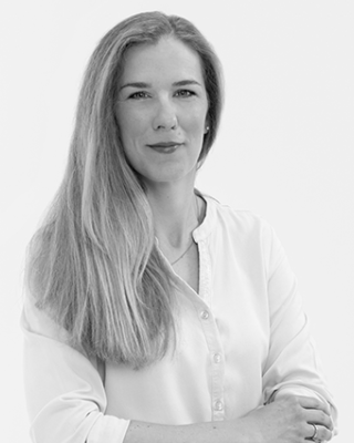 Dr. Carolina Kleebaur